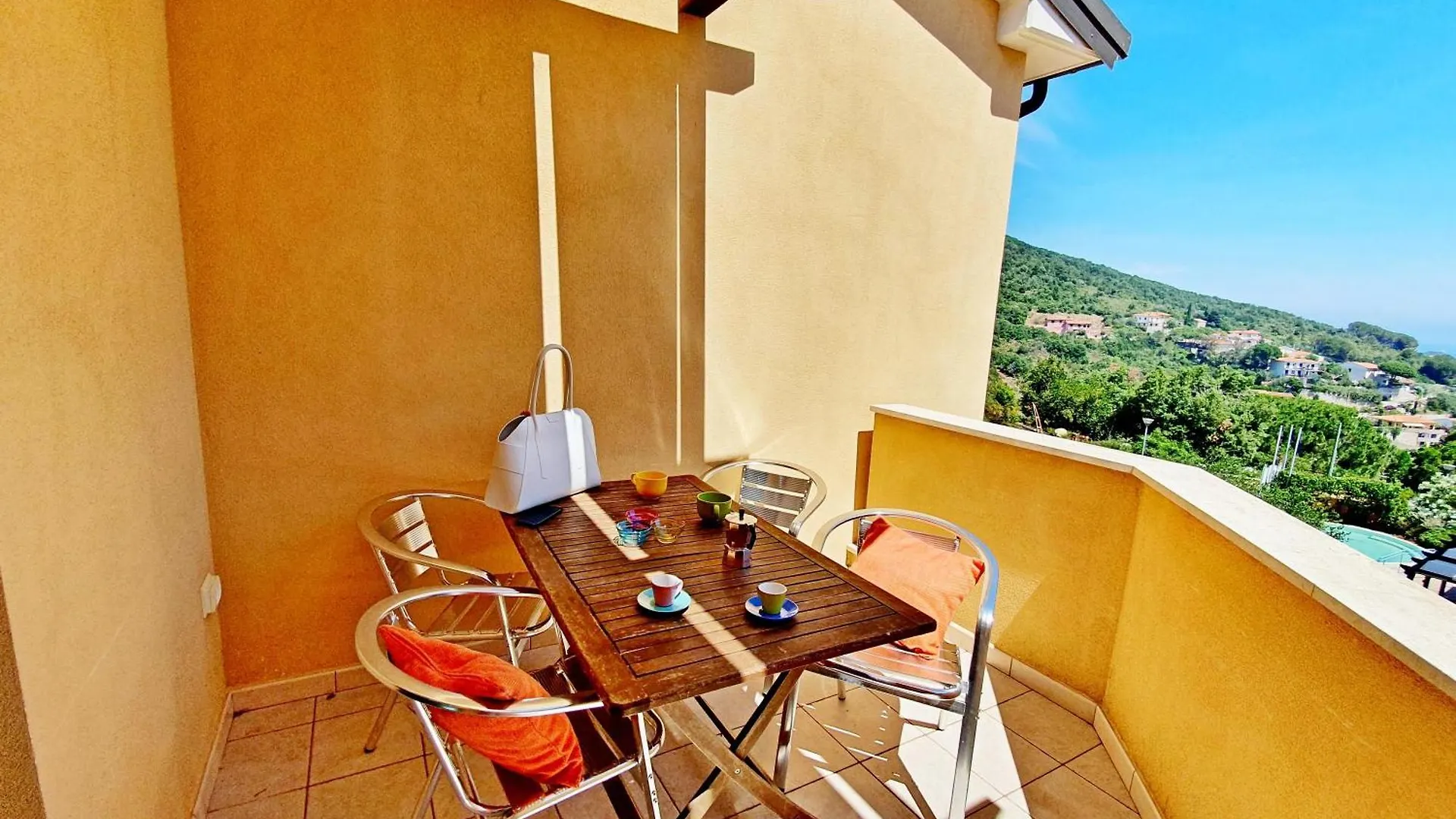 La Pergola Al Cavo 107 Apartment 0*,  Italy